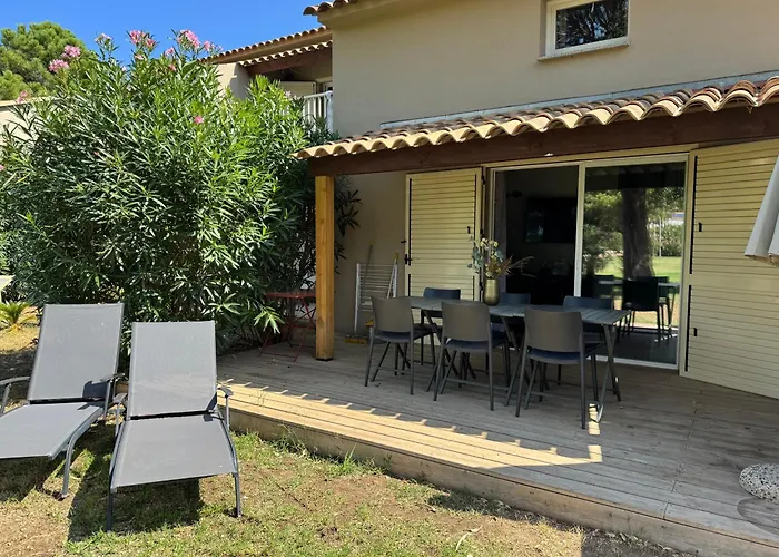 Mini T4 Duplex Dans Hoteliere Fiori Di Cala Rossa Superbement Arboree Renovee En 2023 - Chez Anne Avec Piscine Chauffee 아파트